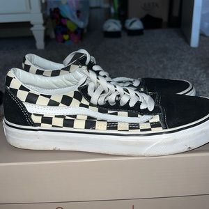 Size 8 checker board old skool Vans